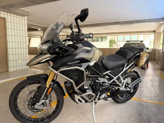 TRIUMPH TIGER 1200 RALLY EXPLORER TRIUMPH TIGER 1200 RALLY EXPLORER